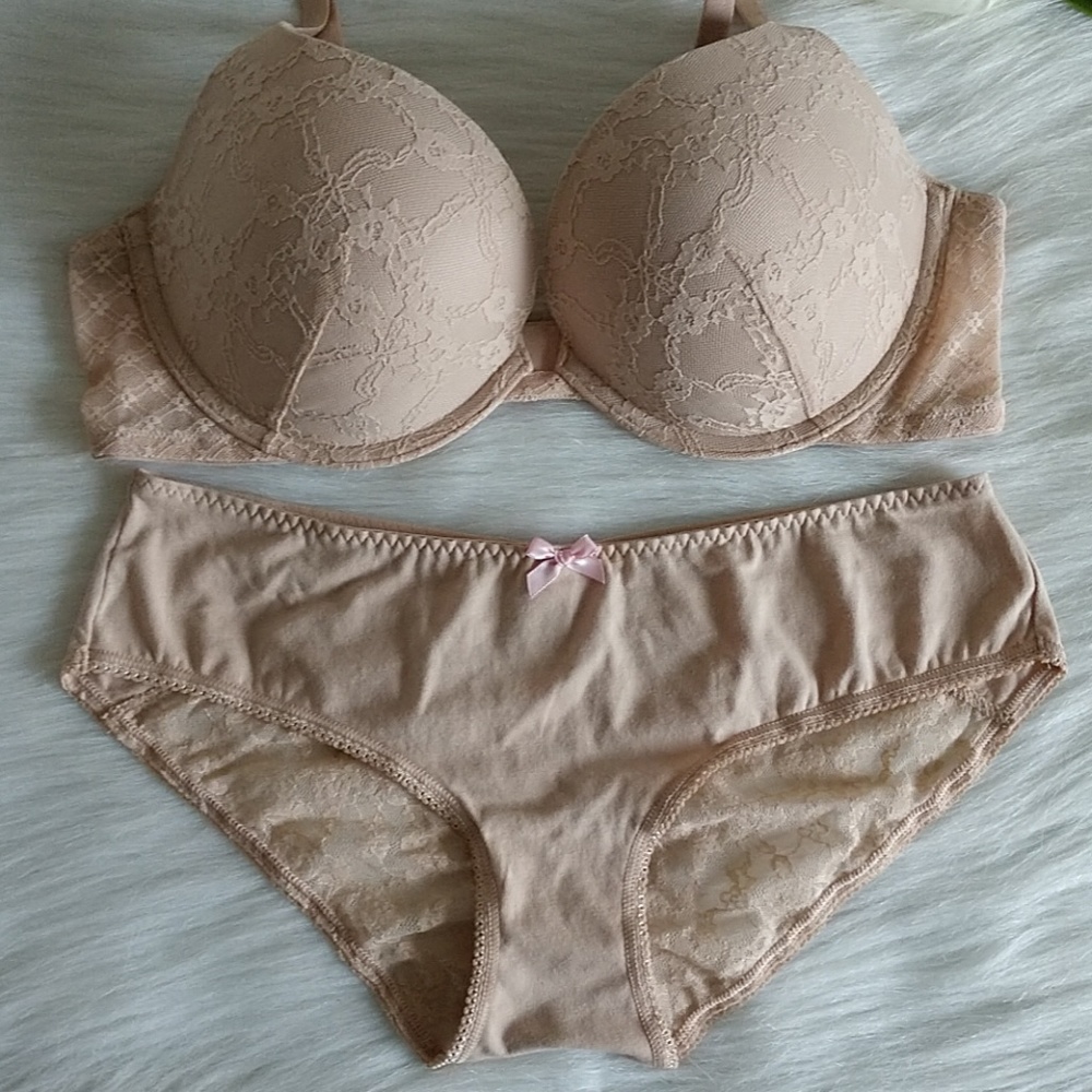 ❌SET 36C VICTORIA'S SECRET PUSH-UP BRA + PANTY M. - Picture 3 of 6